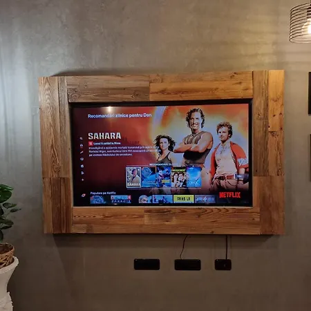 Апартаменти Arthitekt - Stylish 1br Near Afi Cotroceni