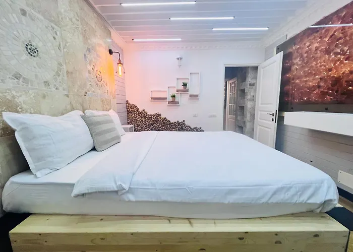 Апартаменти Arthitekt - Stylish 1br Near Afi Cotroceni *