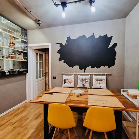 Arthitekt - Stylish 1br Near Afi Cotroceni Апартаменты